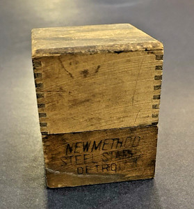 New Method Steel Stamp Detroit numbers, in wooden box vintage 