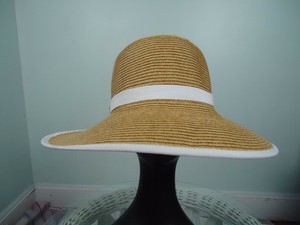women's cappelli hats
