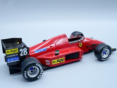 Ferrari F1 1/18スケールモデル 1/18 Ferrari F1-75 Scuderia Ferrari N 16 Season 2022 Charles