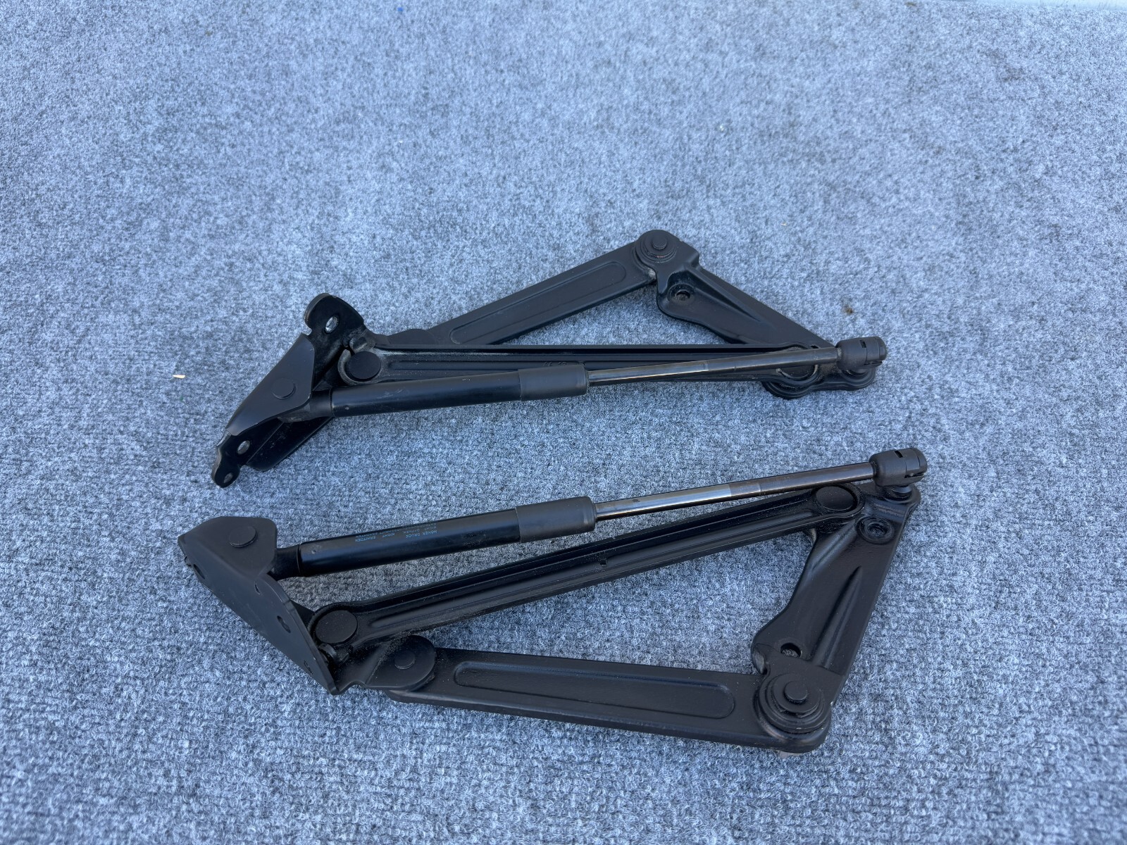 TRUNK HINGE HINGES SET LEFT RIGHT LIFT BENTLEY FLYING SPUR OEM (2013-2018)
