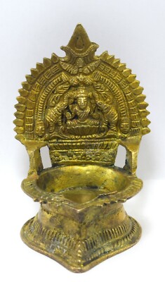 Alte Handgravierte Messing Kamakshi Devi Maa Öllampe / Diya Wohnkultur. G53-633
