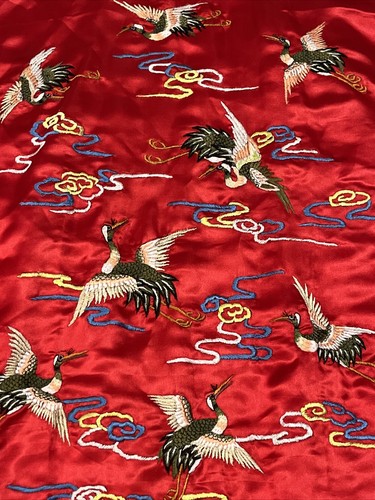 Peacock Brand Robe Women’s M 100% Silk Red Robe Hand Embroidered Dragons Vintage