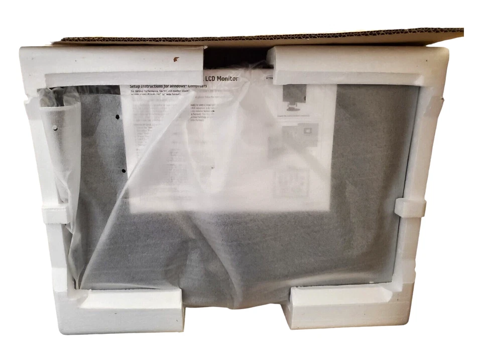 NEC AccuSync LCD223WXM 22" Widescreen LCD Monitor VGA DVI Speakers-New Open Box - Image 4 of 4