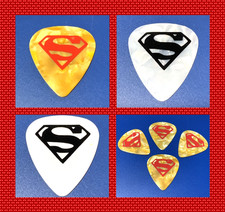 SUPERMAN PEARLESCENT & WHITE GUITAR PLECTRUMS PICKS 0.71mm MEDIUM X 4