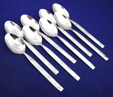 SET :8 OVAL SOUP / TABLESPOONSFarberware Alexandria Stainless Flatware