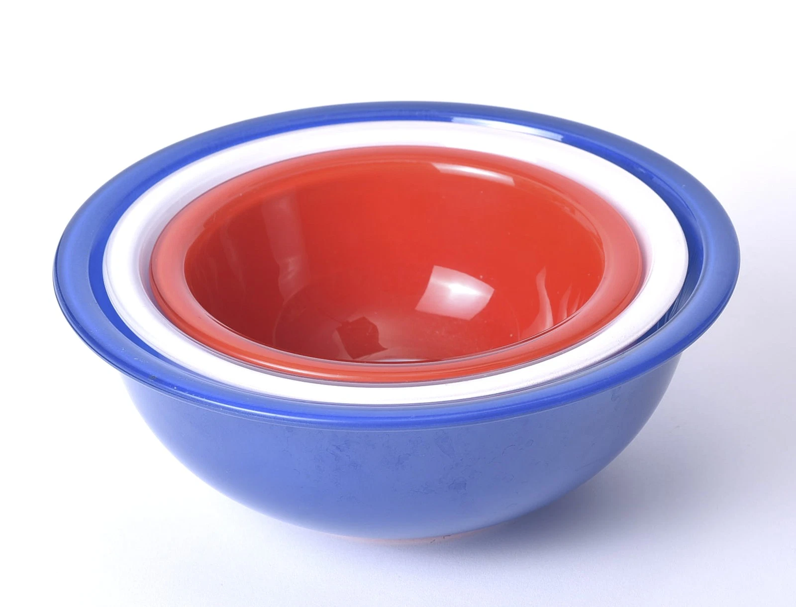Pyrex Nesting Bowls Red #322 White #323 Blue #325 Americana Farmhouse Nautical
