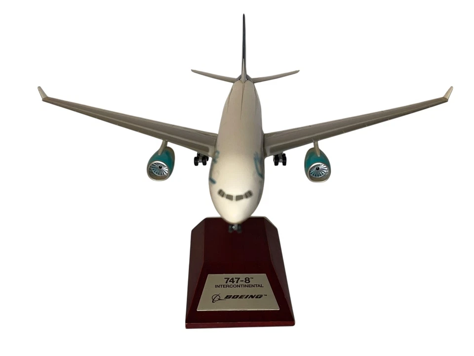 Avión de escritorio modelo Hogan Wings Star Airlines Airbus A330-200 1:200 1/200 2004 leer Foto 3 de 4