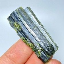 19g  A++Green Epidote Tourmaline Specimen Rough Gemstone Rock   E853