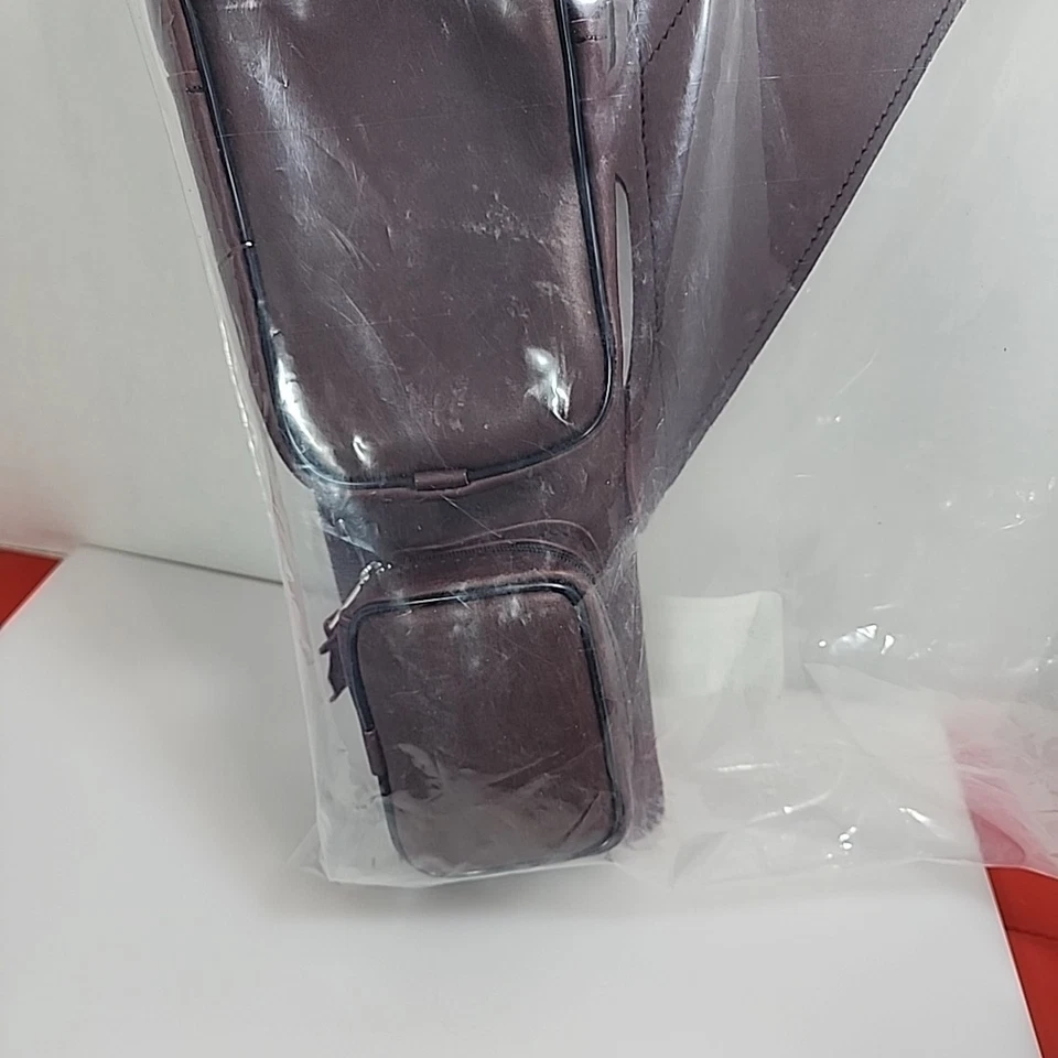 Neet USA 21" Leather Arrow Quiver 3 Pockets Archery New NT-2300 Burgundy  - Image 4 of 4