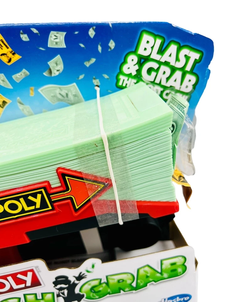 Monopoly Cash Grab Game Ages 8+ Toy Play Money Cards Board Gift Load Boys Girls - Image 2 of 4