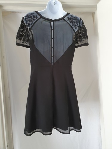 Kimchi Blue Black Lace Skater Dress Size Small Sheer Outer Button Back C32" L29" - Picture 9 of 17