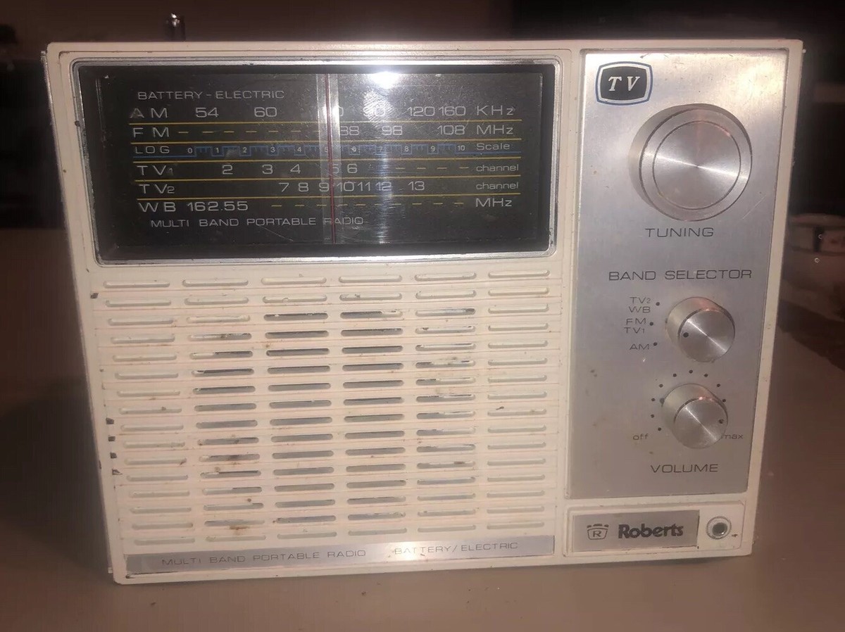 Vintage Roberts Radio Model R-1230 - AM/FM/TV/Weather Band