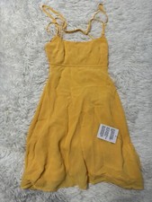 ASOS DESIGN Women’s Size 4 Yellow Dress