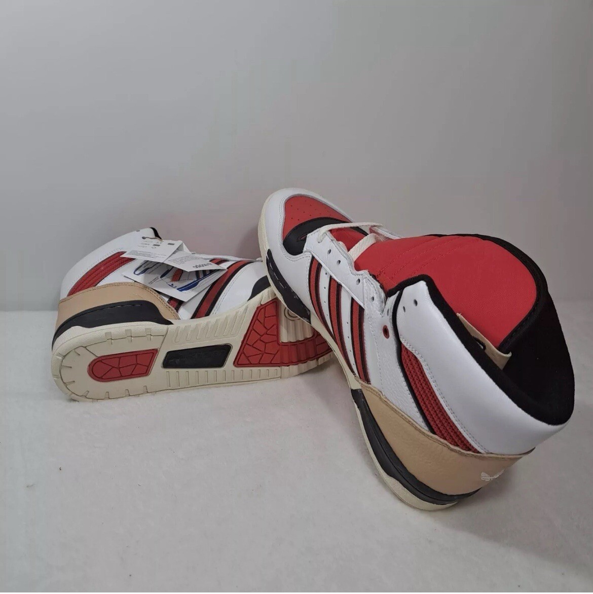 Adidas originals Rivalry Hi high Men display picture 1
