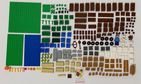 Retired &copy;2014 LEGO 21114 Minecraft The Farm 100% Complete + Extras + Box