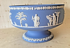 LARGE WEDGWOOD LIGHT BLUE JASPERWARE 8" CLASSICAL PEDESTAL BOWL/CENTREPIECE: VGC