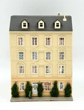 Pola N Scale Custom Painted 5-Story Apartment Building with Balconies