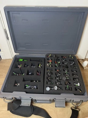 Large Games Workshop Warhammer Necron Warriors Bundle Plastic/Metal In Large Box