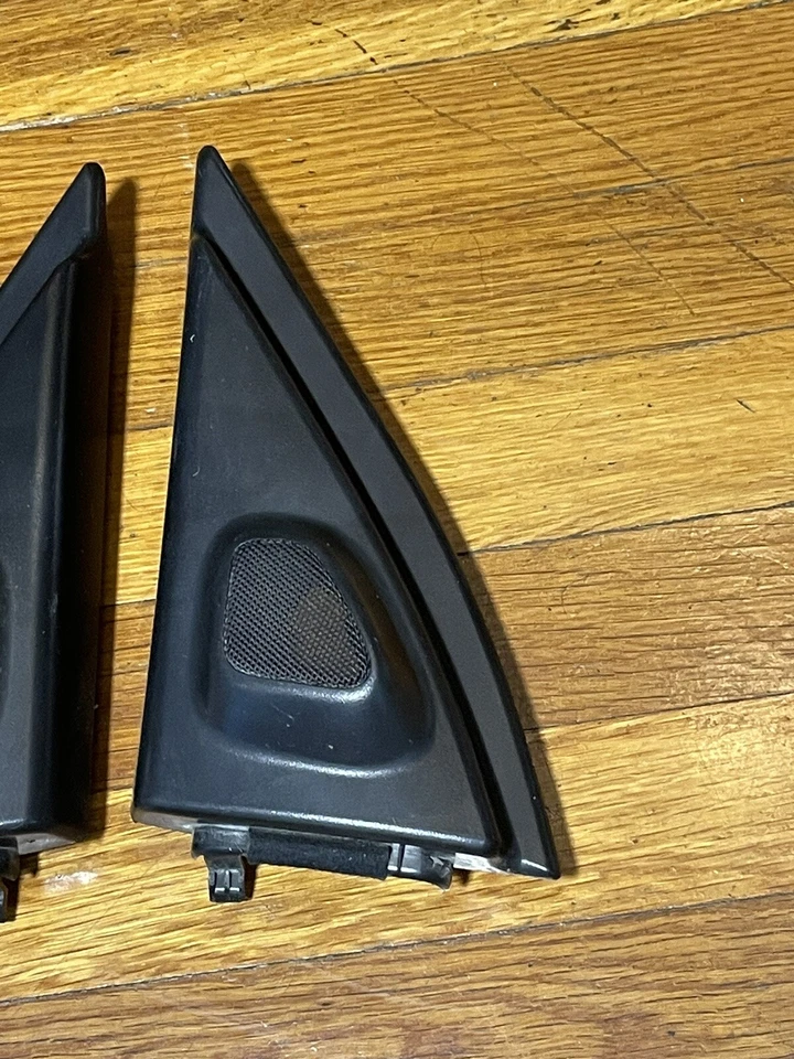 Juego de par de cubiertas de altavoz tweeter Toyota Sequoia Tundra 2004-2006 2001-2007 OEM Foto 3 de 4