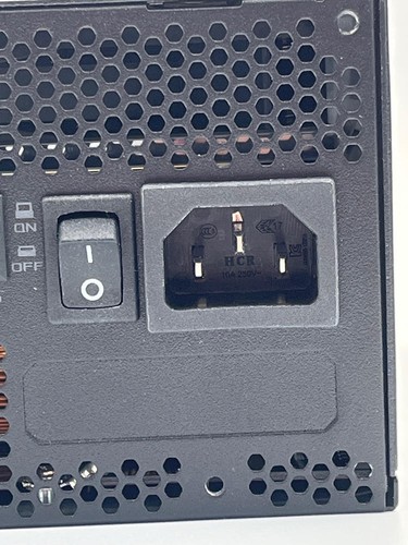 ASUS ROG STRIX 850W Gold Modular PSU with ROG Heatsinks, NO CABLES *READ* - Afbeelding 5 van 11