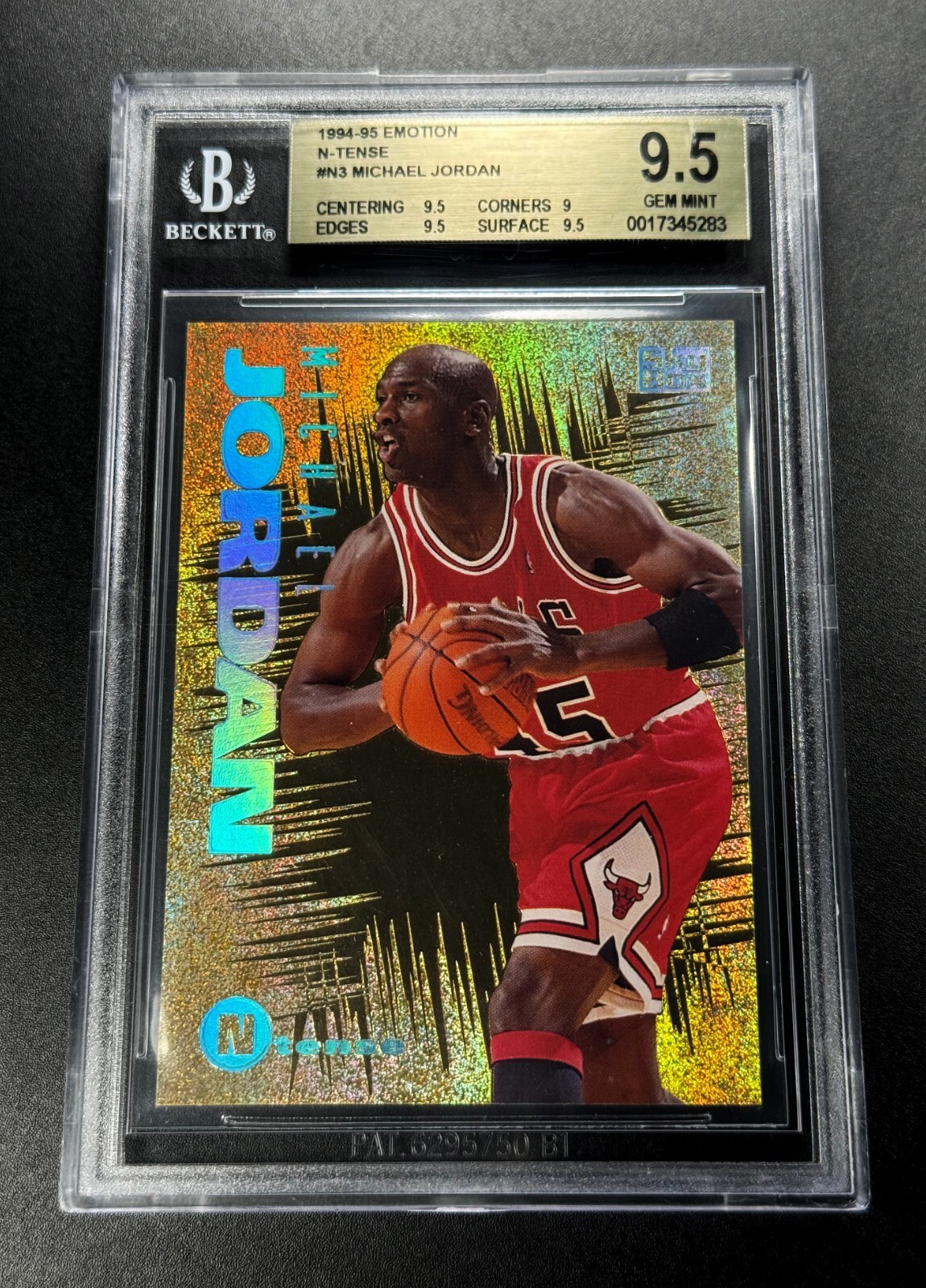 MICHAEL JORDAN 1994 SKYBOX EMOTION #N3 N-TENSE GOLD HOLOFOIL BGS 9.5 GEM NBA MJ