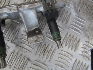 98mfba Einspritzventil 98mf-ba  9f593 Ford Focus DE296762-82