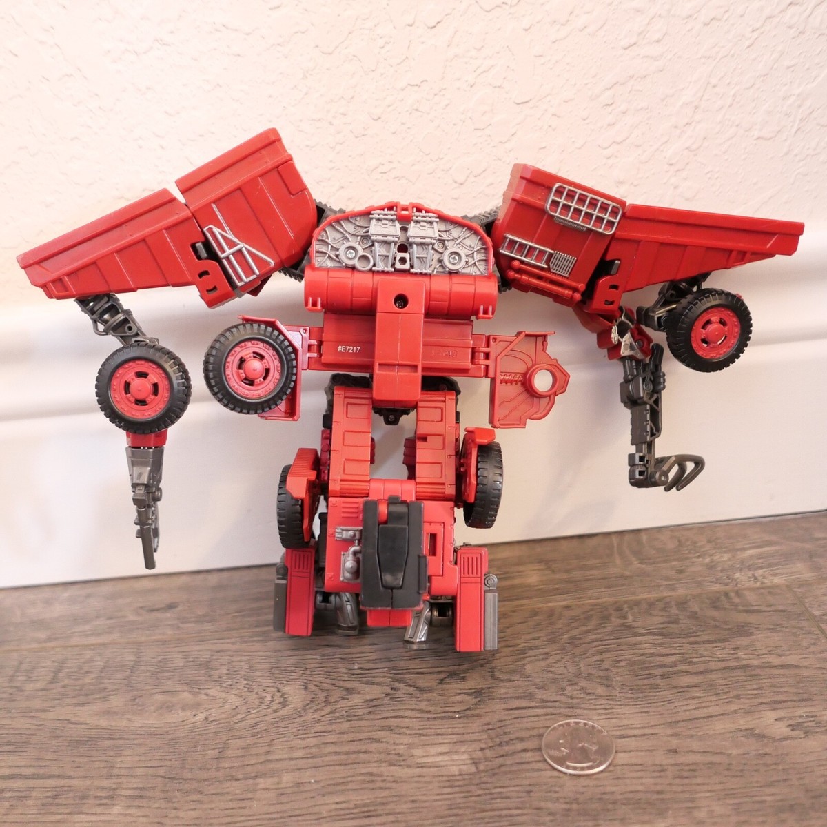 Transformers Studio Series SS-54 Decepticon OVERLOAD Figure Transformers Studio Series SS-54 Decepticon OVERLOAD Figure