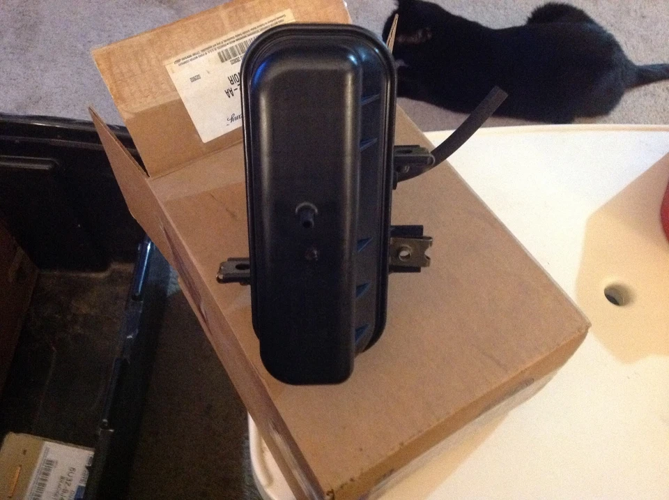 NUEVO OEM 2000 2001 MERCURY VILLAGER CONTROL DE VELOCIDAD DEPÓSITO DE VACÍO NUEVO OEM Foto 3 de 4