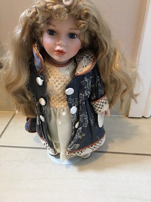the leonardo collection dolls price