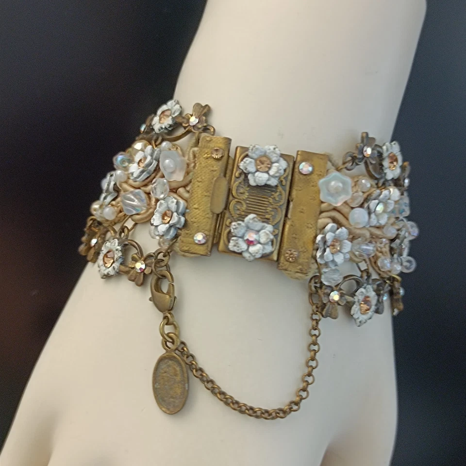 Michal Negrin Wide Bracelet White Shabby Chic Boho Bride Romantic Fairytale Lace - Image 4 of 4