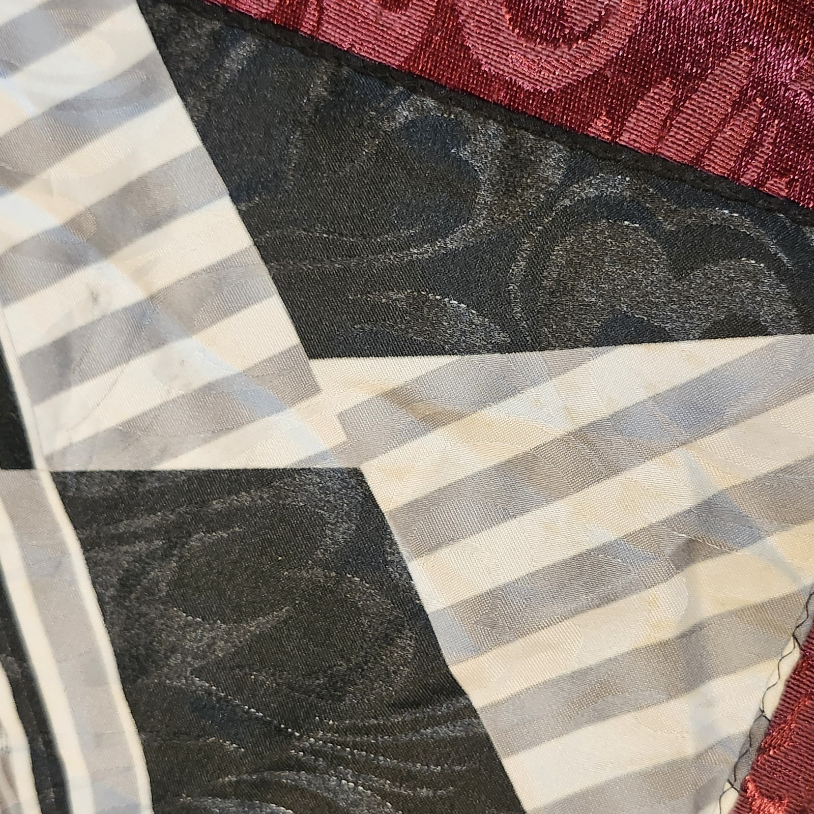 Vintage Phineas Creed Black + White Abstract 100% Polyester Pocket Square 10" image 6