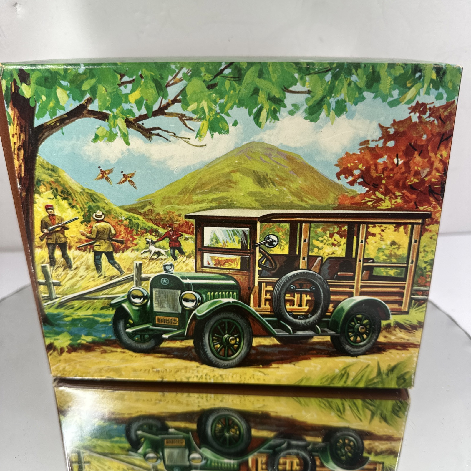 Vintage Avon  Station Wagon wild Country Aftershave Full With Box