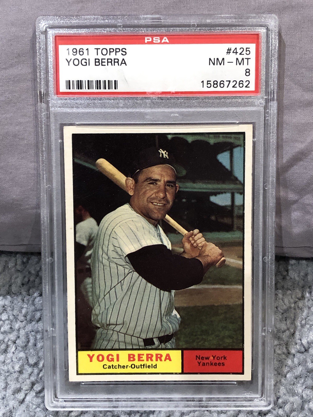 1961 TOPPS YOGI BERRA #425 PSA 8 NM-MT POP 305 HALL OF FAME NEW YORK YANKEES