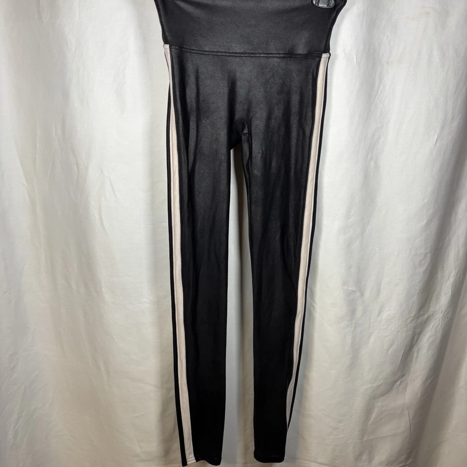 Leggings Spanx Mujer Negros Imitación Cuero Blanco Rayas Laterales Talla Pequeña Foto 2 de 4