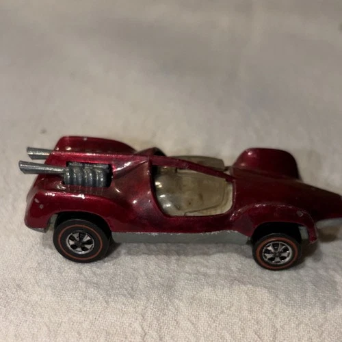 Hot Wheels Redlines Mantis Red Diecast Car 1:64 Exposed Engine Bubble Canopy