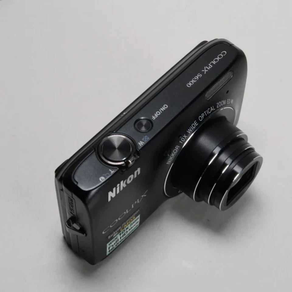 Nikon COOLPIX S6300 Digitalkamera, 16,0 MP, 10-fach optischer Zoom, Schwarz - Bild 3 von 4