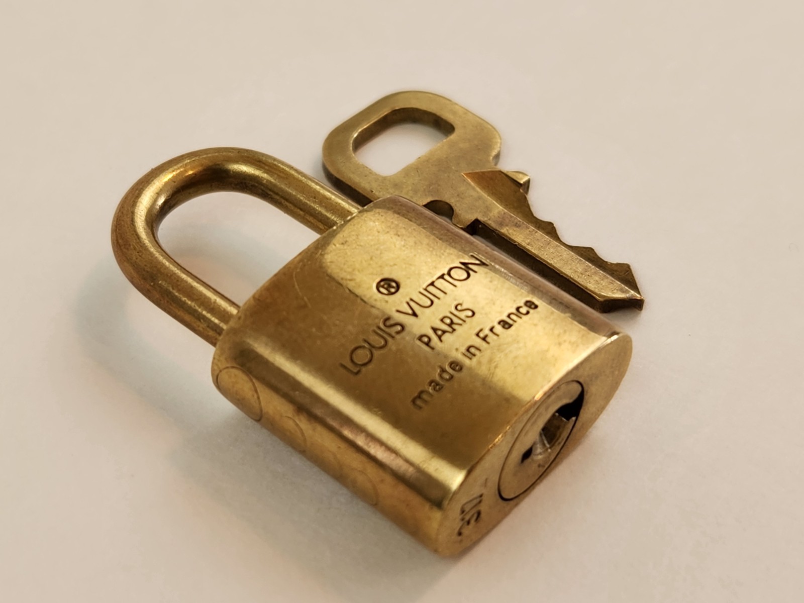Authentic Louis Vuitton PadLock Solid Lock Key Br… - image 10