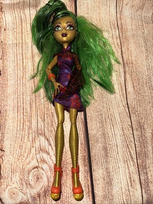 Monster High Jinafire Long Doll 2012 Scaris City of Frights