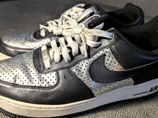 Nike Air Force 1 '09 Metallic Silver And Black - Size 9.5 - Raider's Colorway