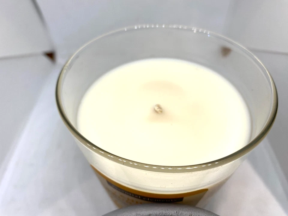 CANDLE-LITE Essential Elements by Candle-Lite Scented Vanilla & Sandalwood - Image 4 of 4