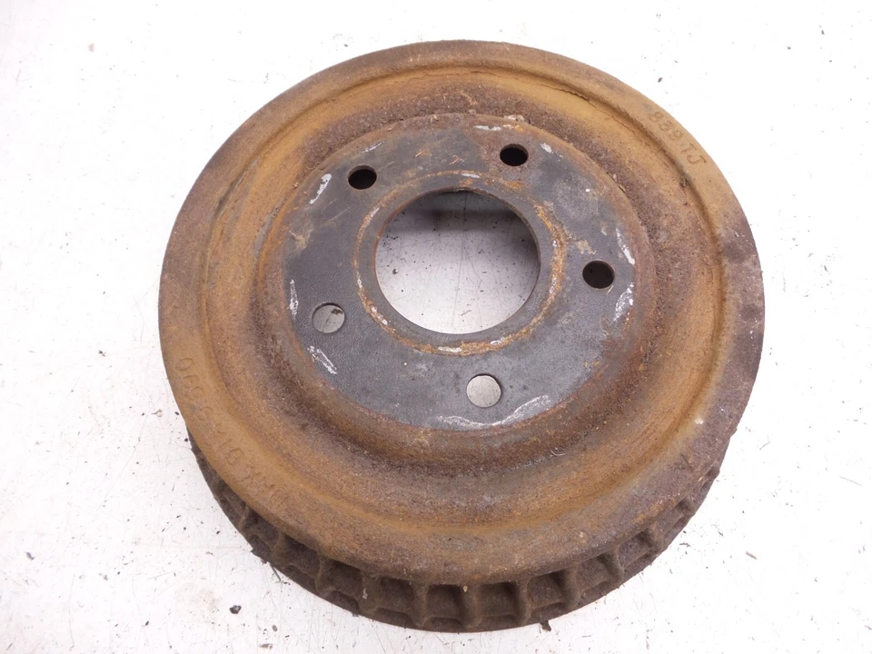 70-81 Camaro Firebird Freno Trasero Tambor Cubierta Cubiertas 9.5" Par Conductor Pasajero GM Foto 2 de 4