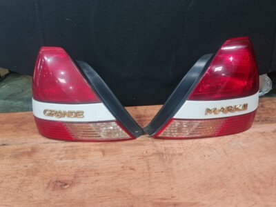 な*お様 マークII GX110 左テールランプ グランデ KOITO 22-3 アー1☆マークII GX110 左テールランプグランデ KOITO 22-324