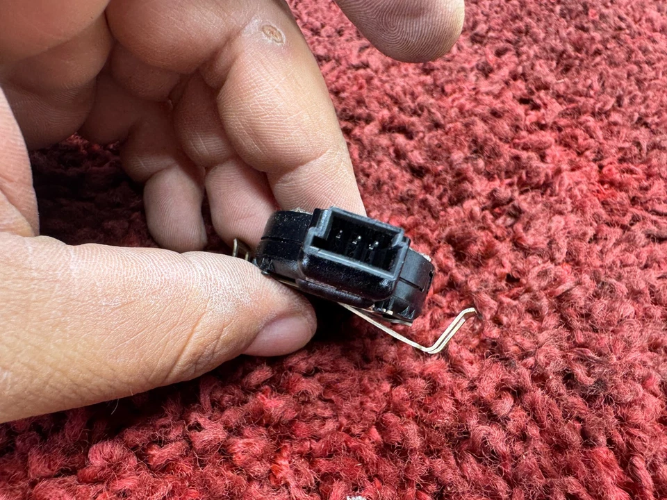 BMW F01 F13 F10 F15 F30 PARABRISAS DELANTERO LUZ DE LLUVIA UNIDAD SENSOR SOLAR OEM 99K Foto 4 de 4