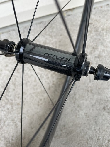 Roval Rapide CLX 60 Carbon Clincher Rim Brake Front Wheel. - Picture 6 of 6