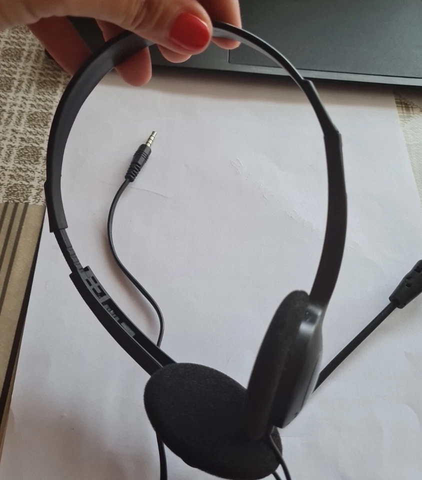 CUFFIE CON MICROFONO REGOLABILE CAVO 1,8 MT TRUST ZIVA CHAT HEADSET GAMING MP3 Foto 3 de 4