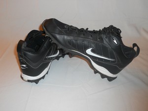 nike men's land shark football cleats