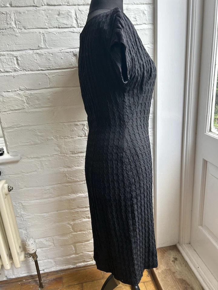 Vestido Moschino barato e chique 'vestido preto pequeno' tamanho 12 - Imagem 3 de 4