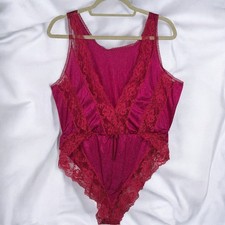 Vintage Bodysuit Romantic Medium Lace Trim One Piece Lingerie Snap Closure 90s