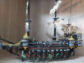 LEGO 71042 Pirates of the caribbean: Silent Mary 14+ Block toy #0510