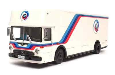 Premium Classixxs 1:43 Scale  - Mercedes Benz Transporter for BMW - White 12204